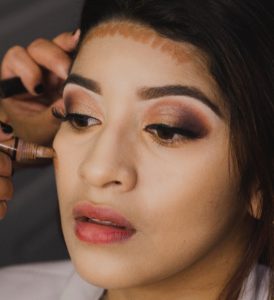 how to apply contour makeup for teenage girl or beginner